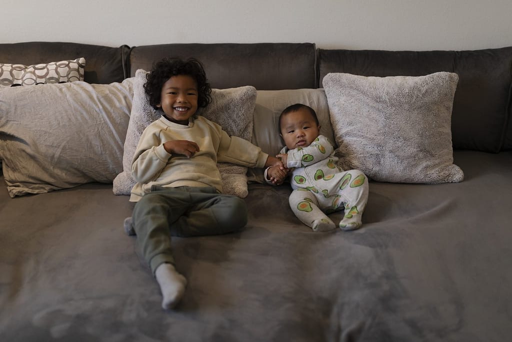 siblings-spending-time-together at bedtime